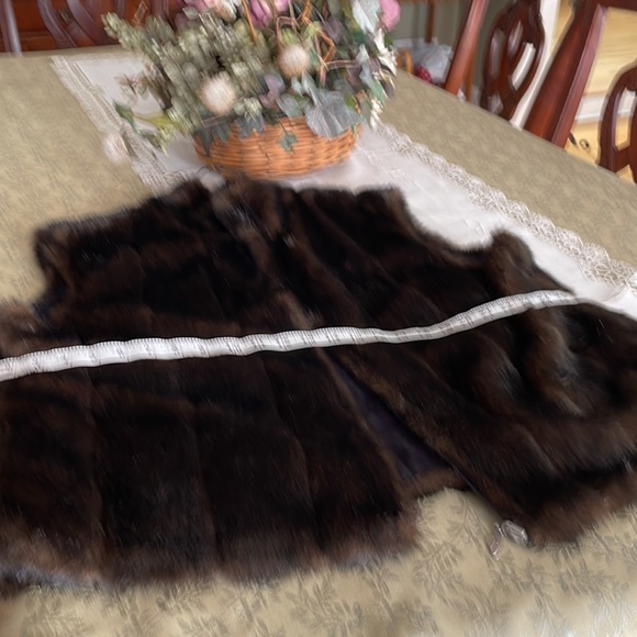 Faux Fur Vest - Picture 6 of 9